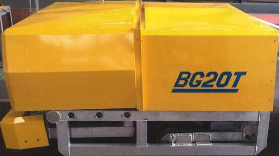 ทราฟฟิคเหลือง 750 กิโลกรัม รถบรรทุกติดตั้ง attenuator ด้วยสกัดเหล็กอัลลูมิเนียมการก่อสร้างสําหรับความทนทานแรงกระแทกสูง
